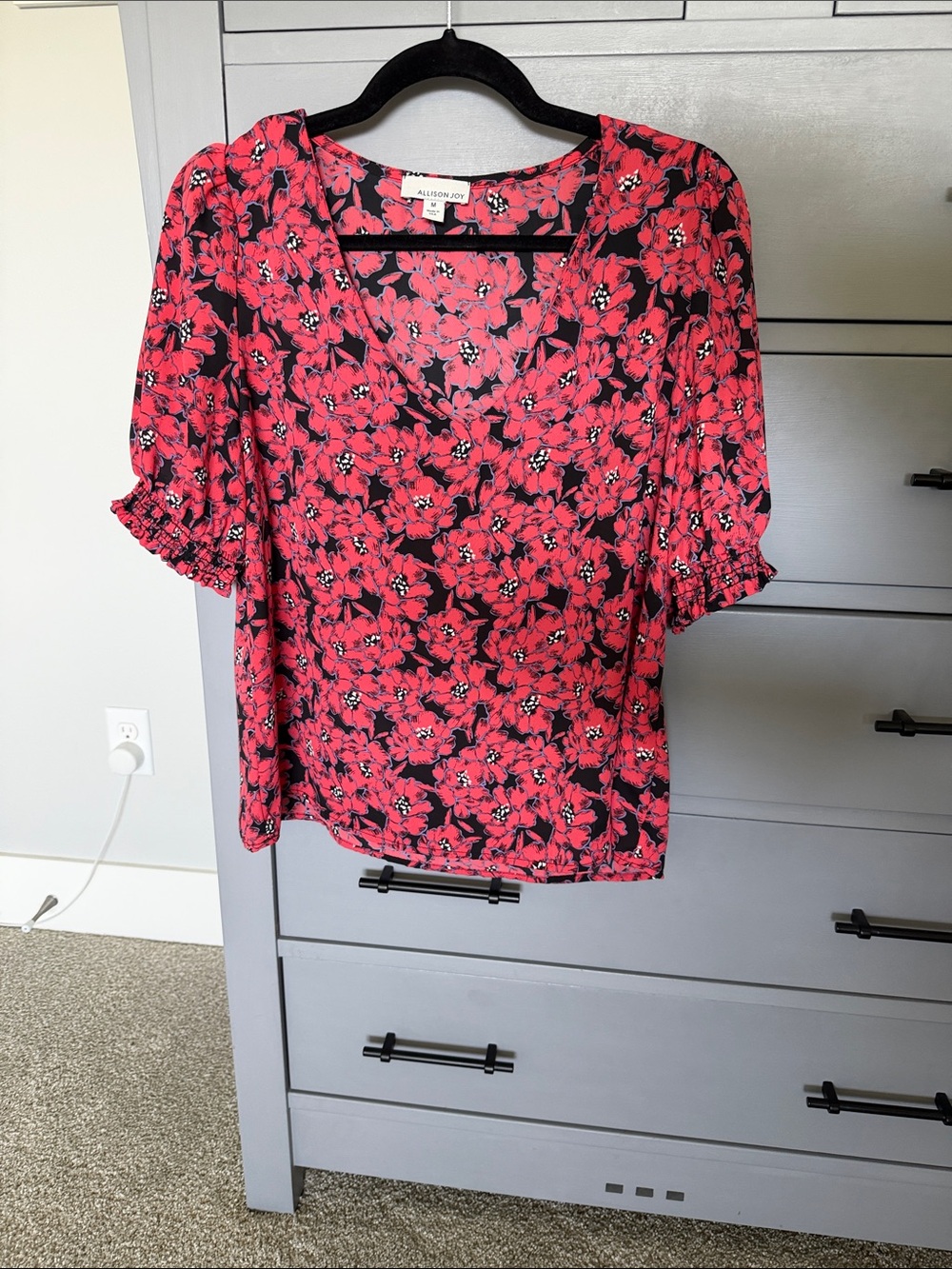 Allison Joy Coral-Red Floral V-Neck Puff Sleeve Blouse